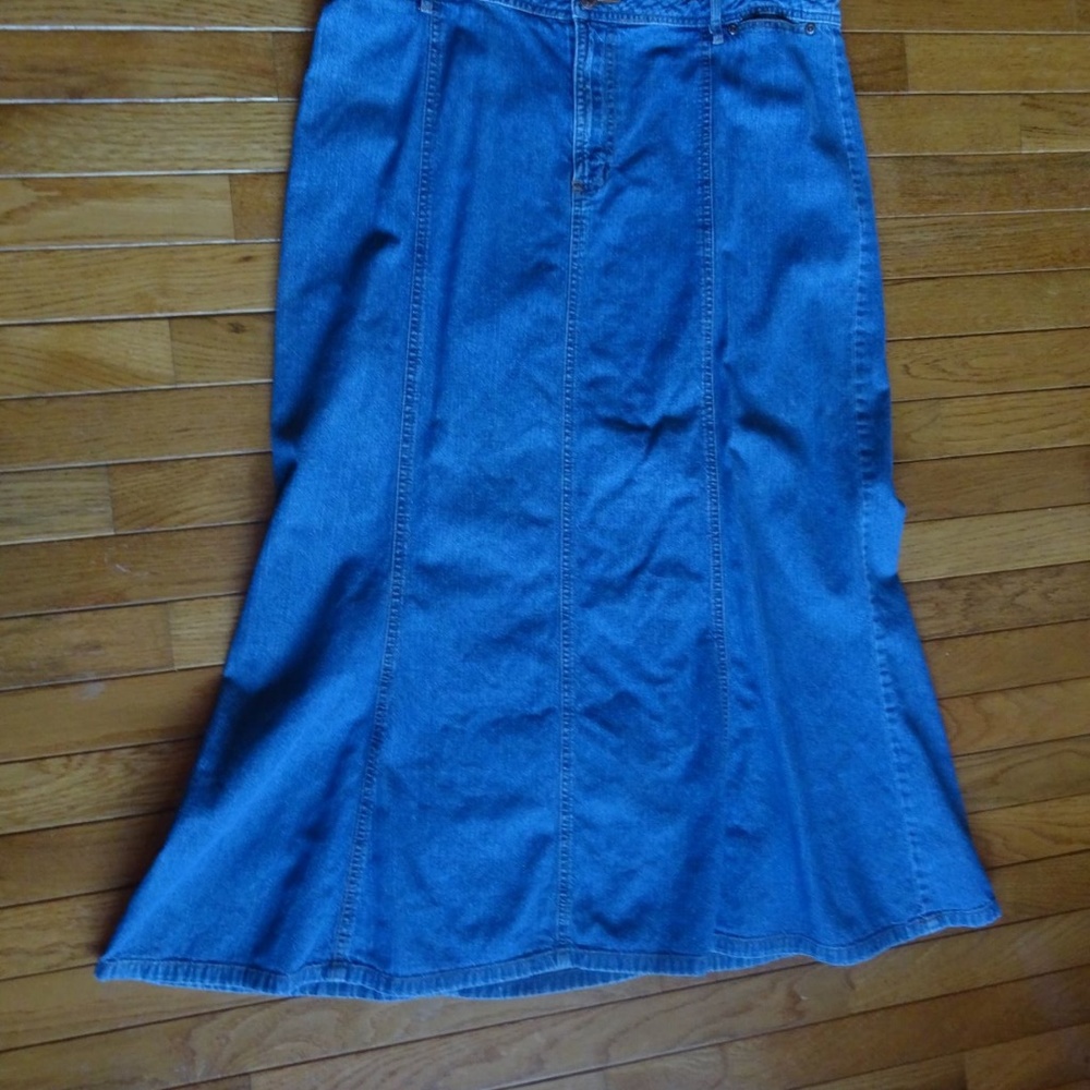 OLD NAVY Denim Midi Gored Skirt  size 14
